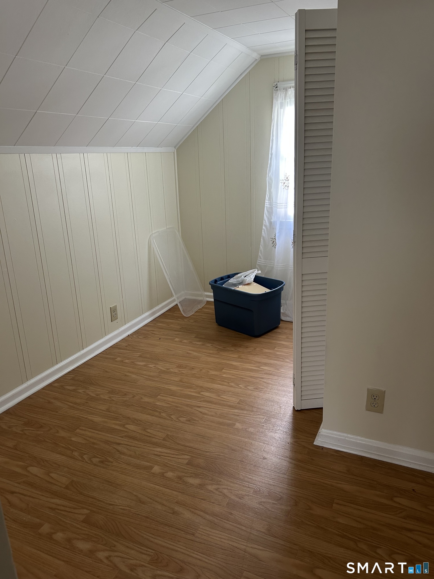 327 North Hoadley Street Naugatuck CT 06770
