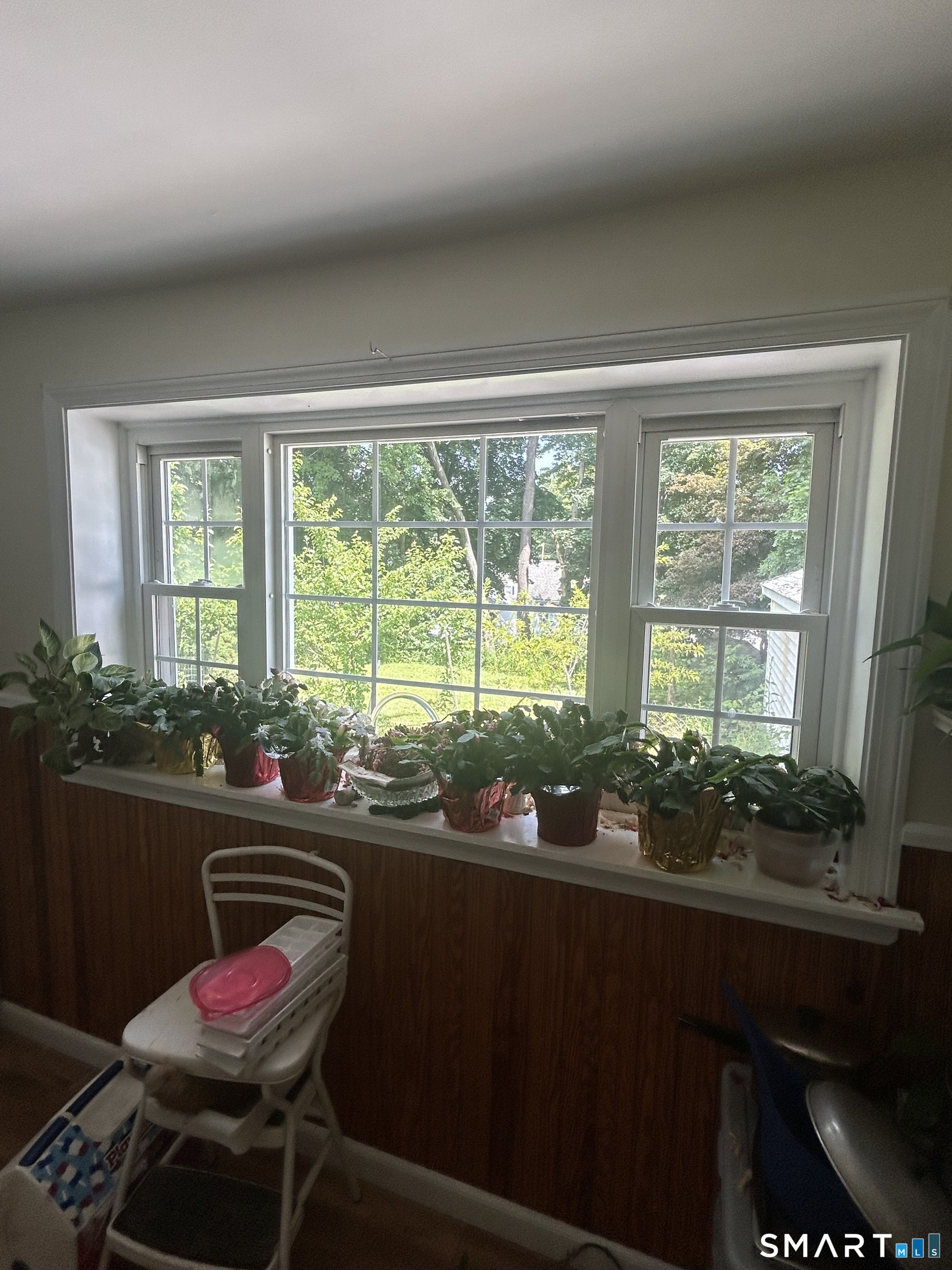 327 North Hoadley Street Naugatuck CT 06770