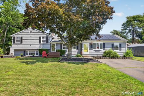 5 Beatrice Drive North Haven CT 06473