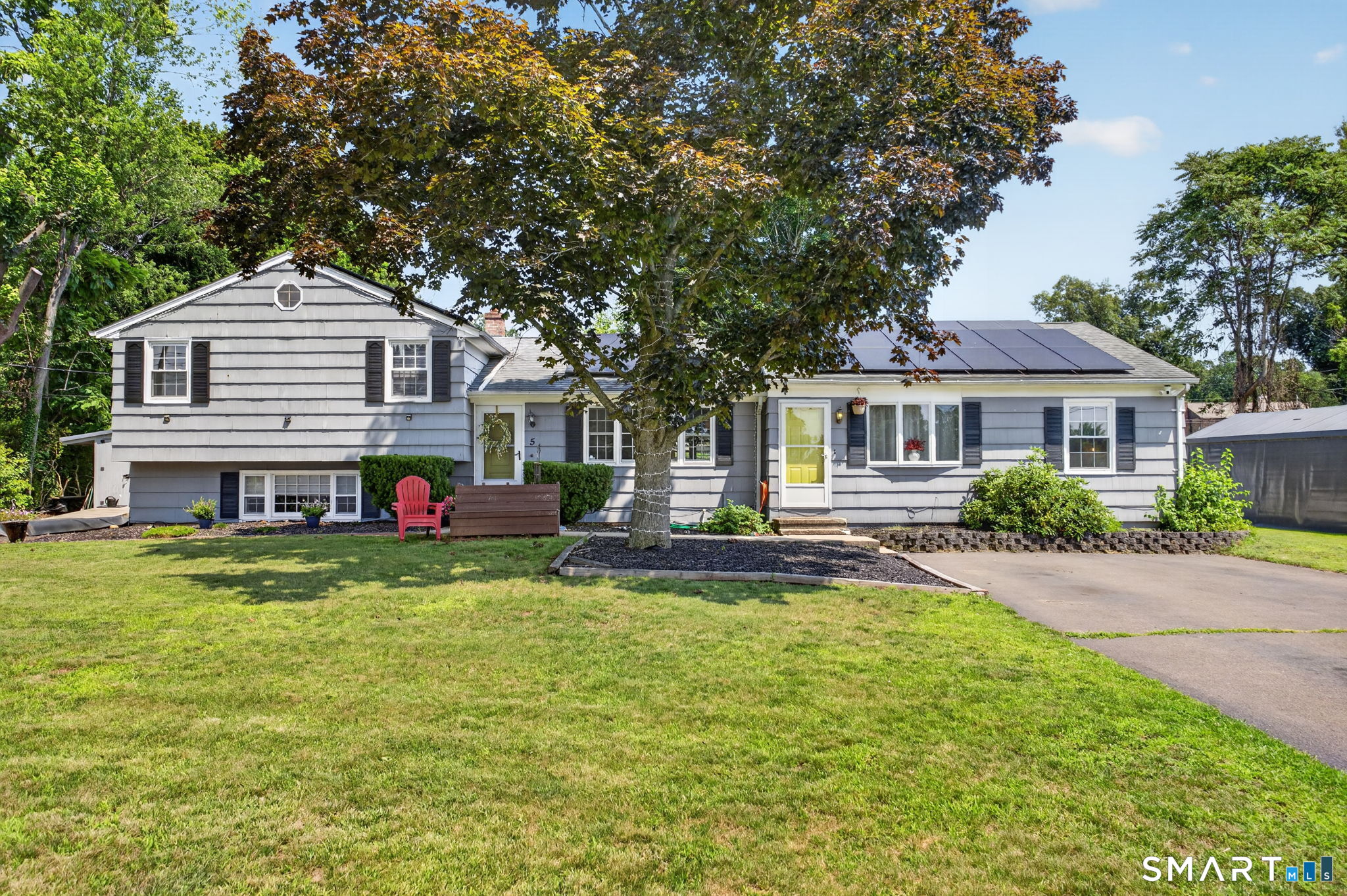 5 Beatrice Drive North Haven CT 06473