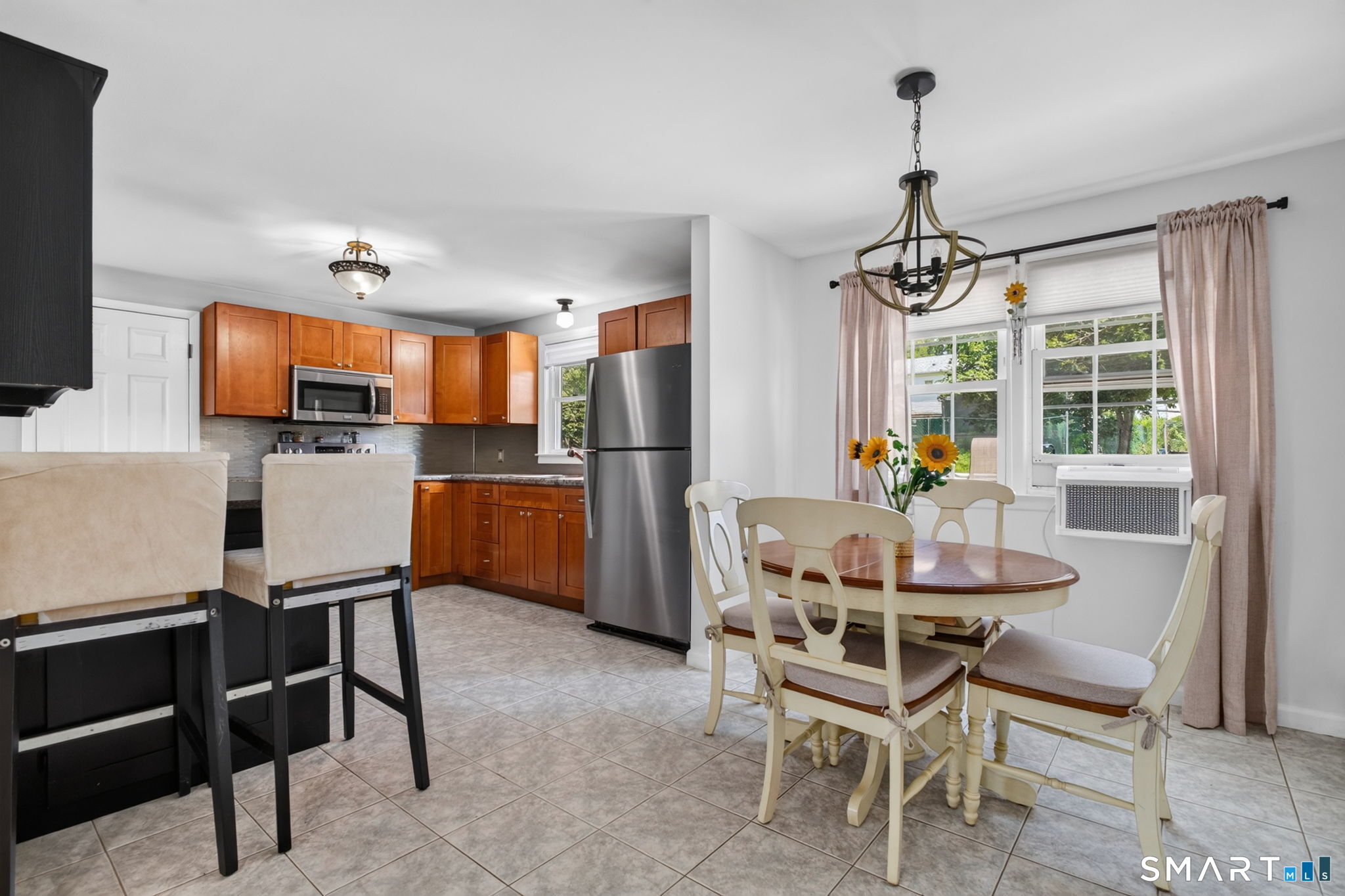 5 Beatrice Drive North Haven CT 06473