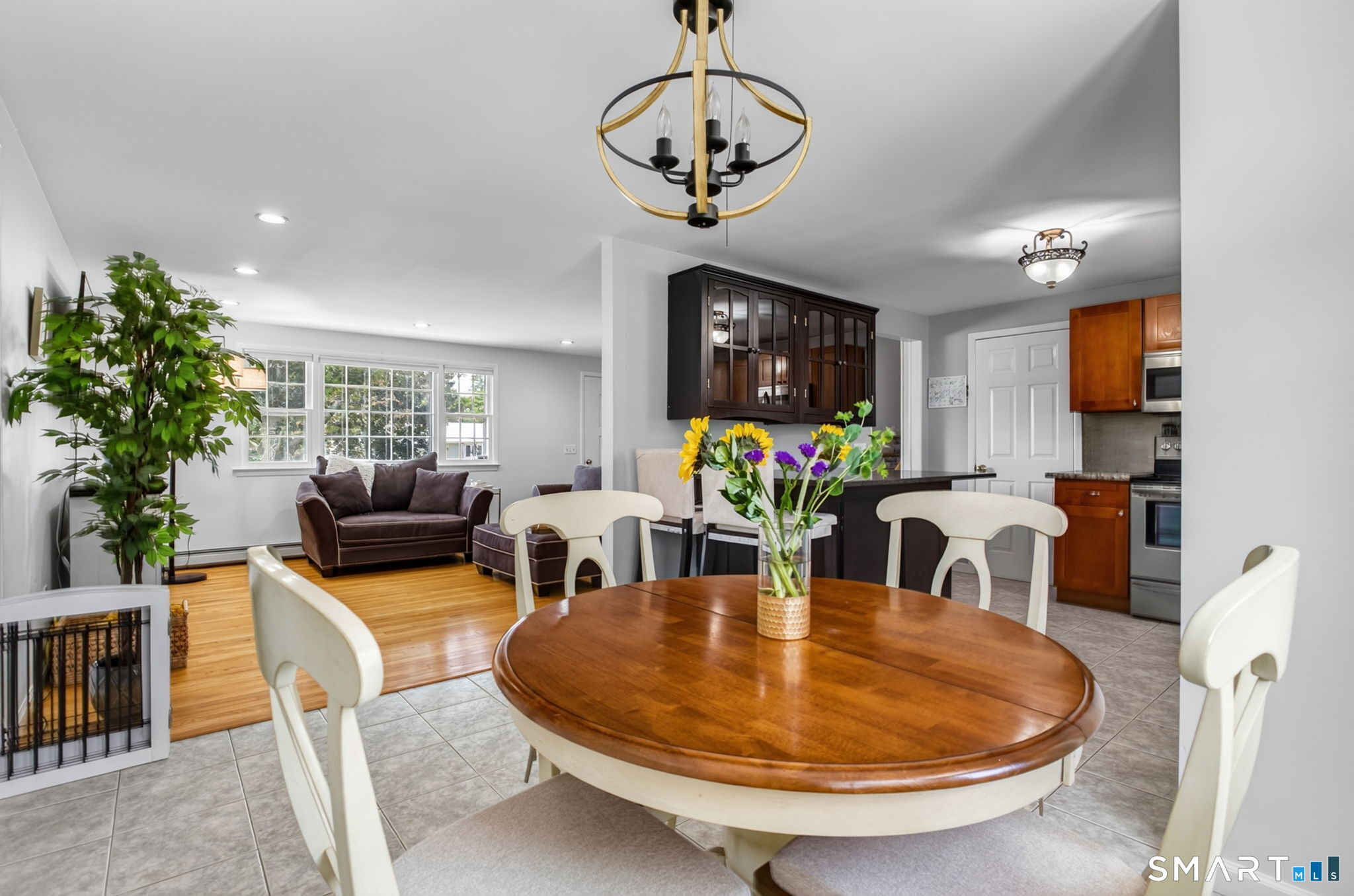 5 Beatrice Drive North Haven CT 06473