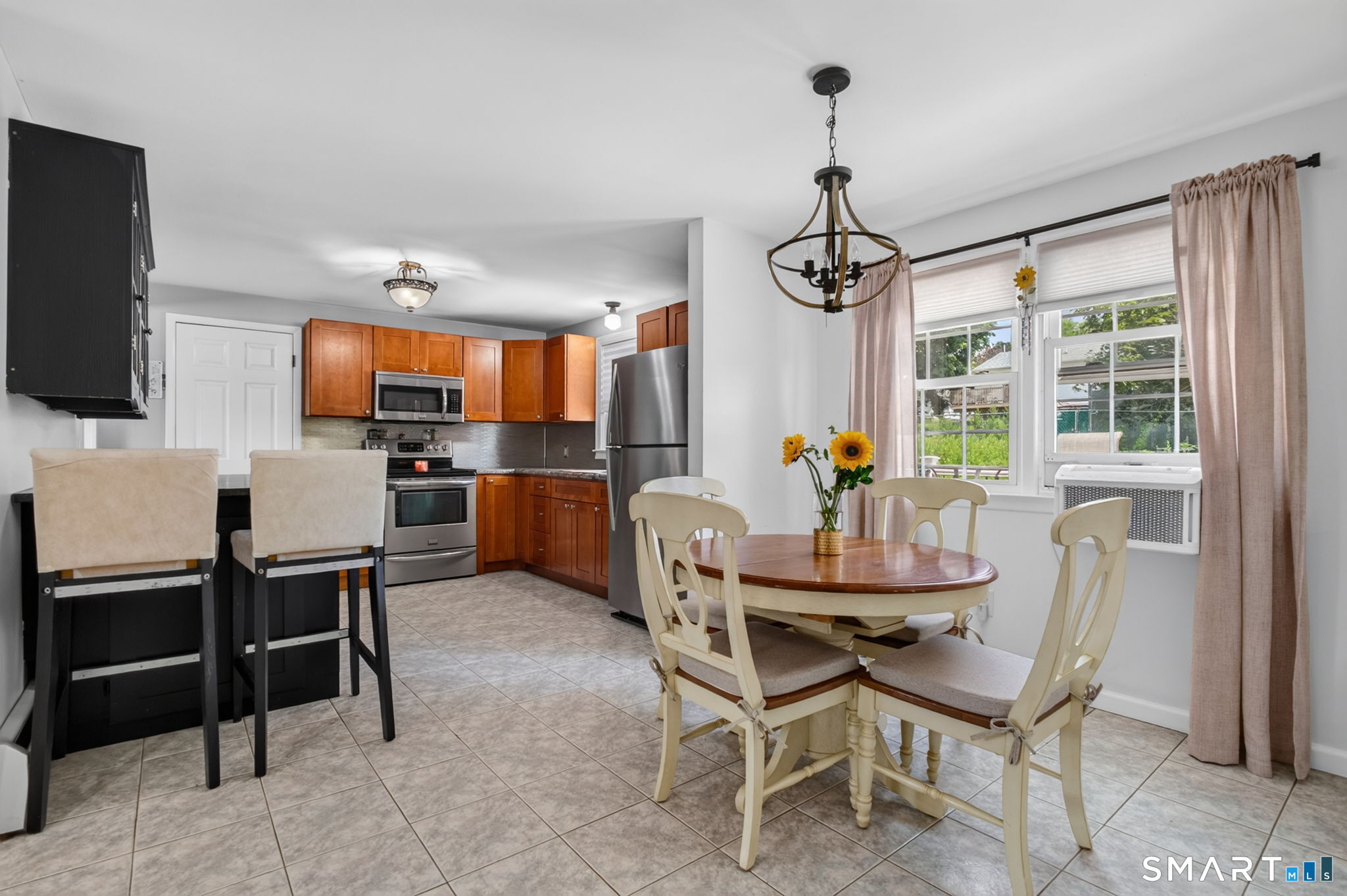5 Beatrice Drive North Haven CT 06473