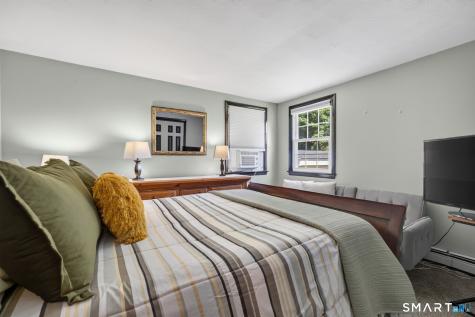 5 Beatrice Drive North Haven CT 06473