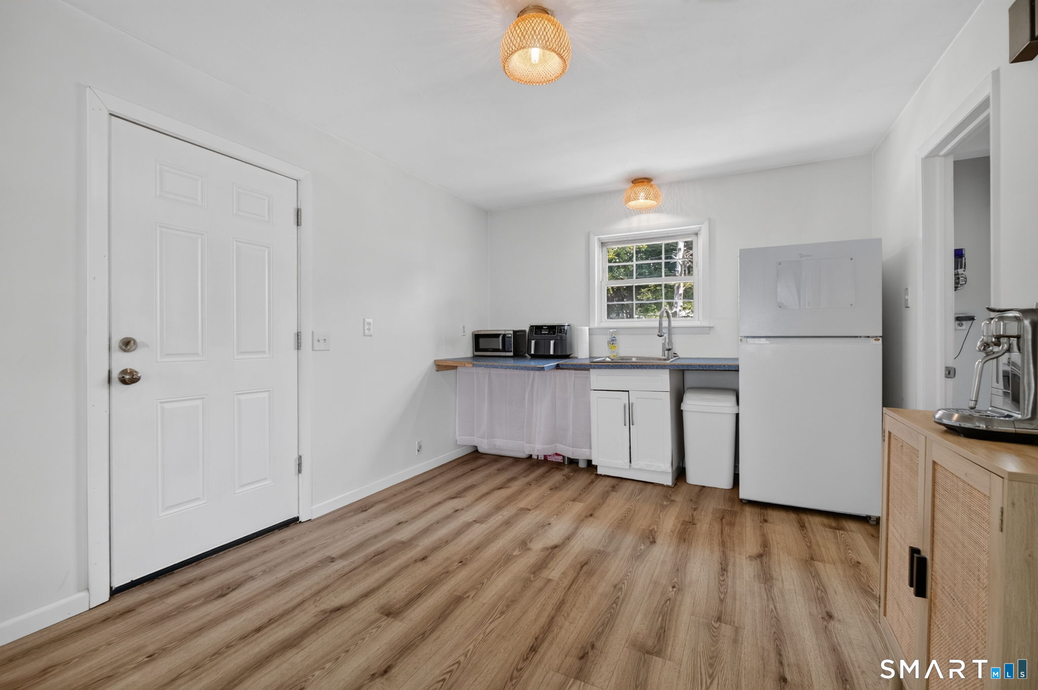 5 Beatrice Drive North Haven CT 06473