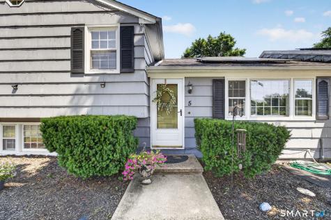 5 Beatrice Drive North Haven CT 06473