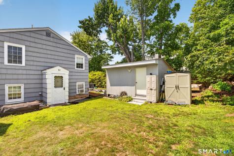 5 Beatrice Drive North Haven CT 06473