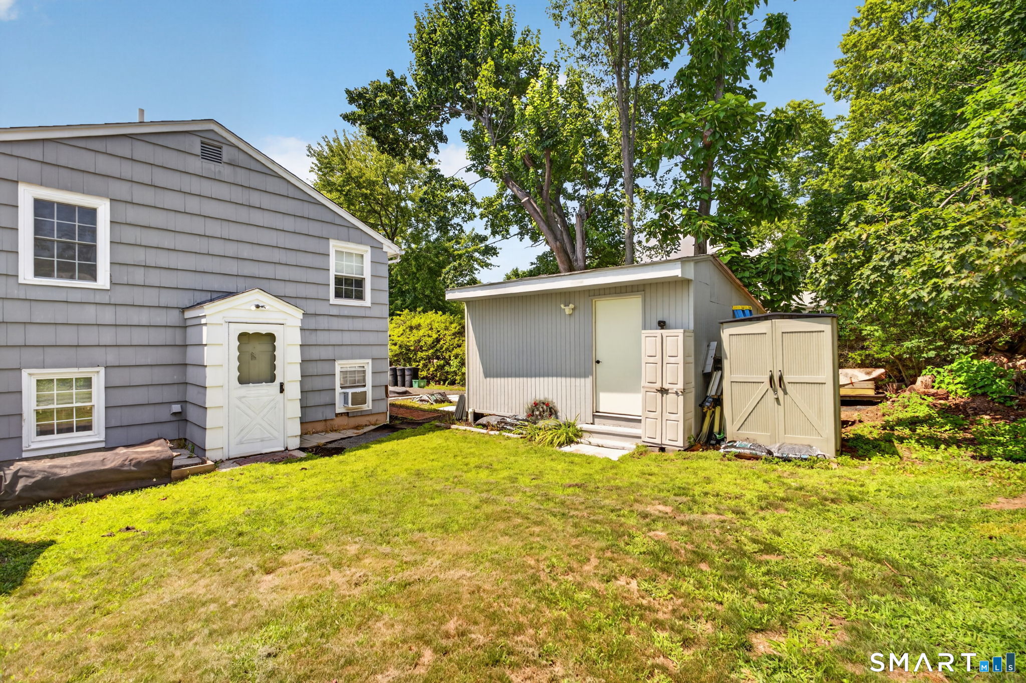 5 Beatrice Drive North Haven CT 06473
