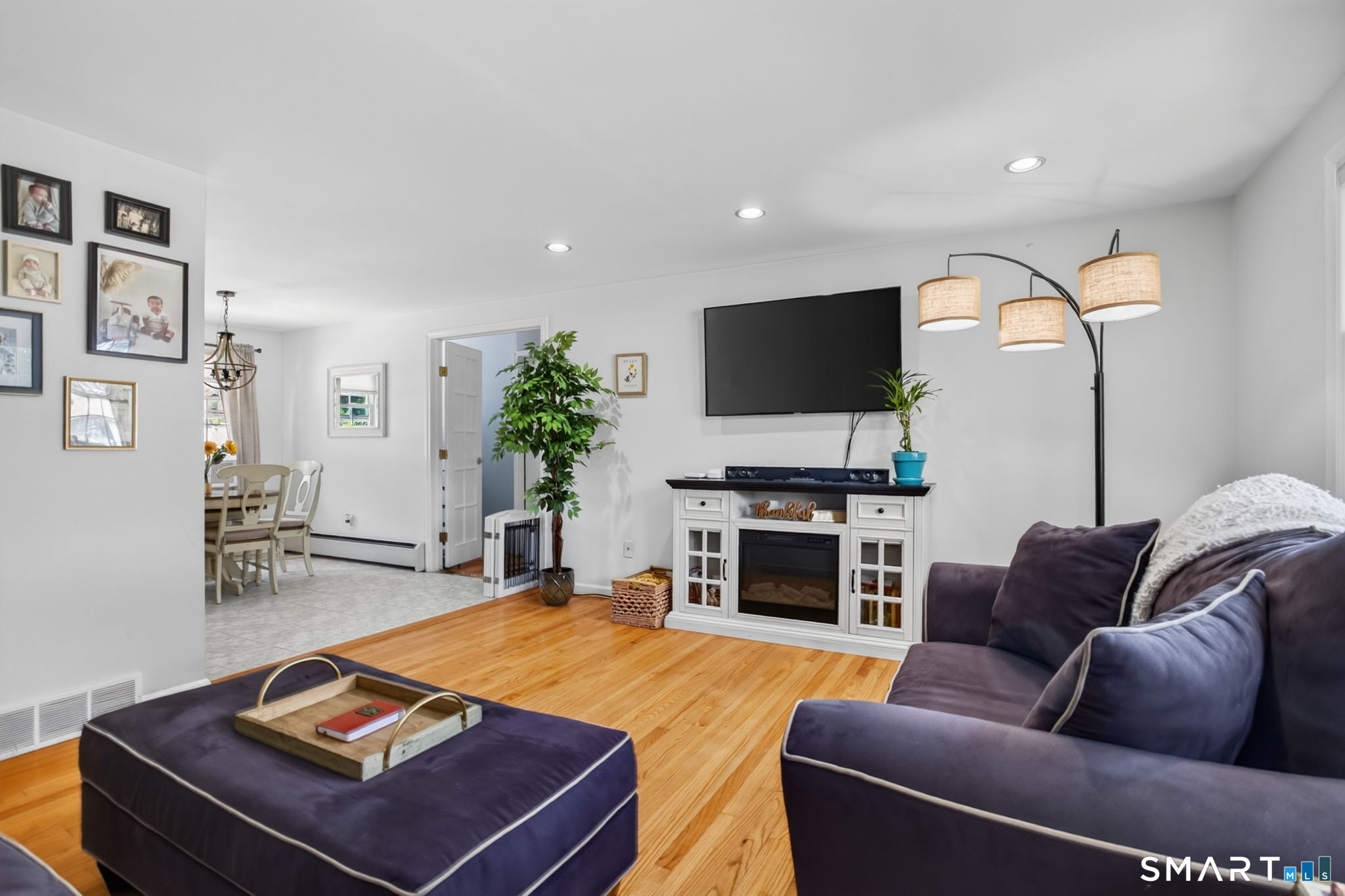 5 Beatrice Drive North Haven CT 06473