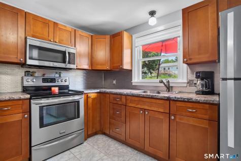 5 Beatrice Drive North Haven CT 06473