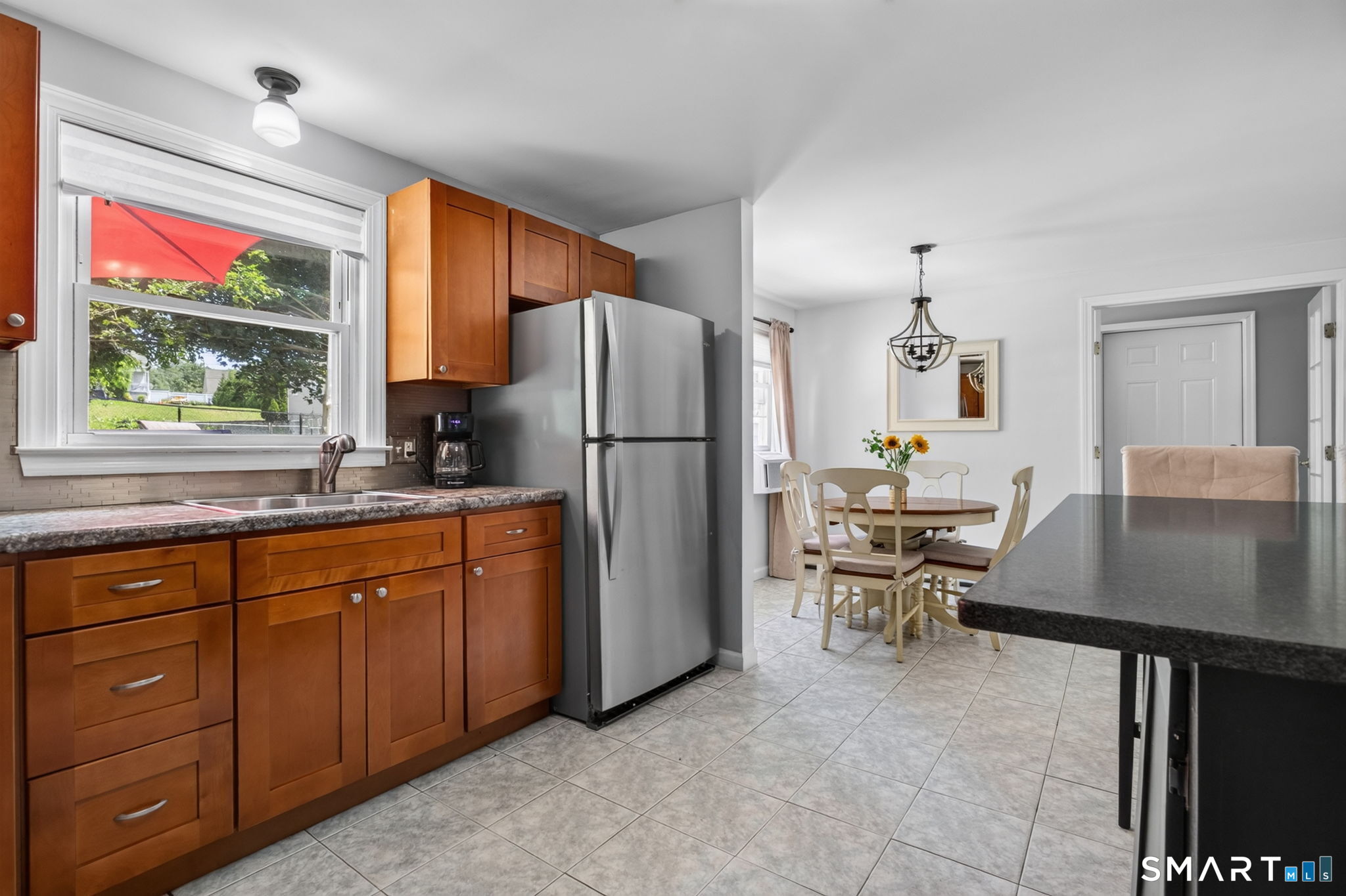 5 Beatrice Drive North Haven CT 06473