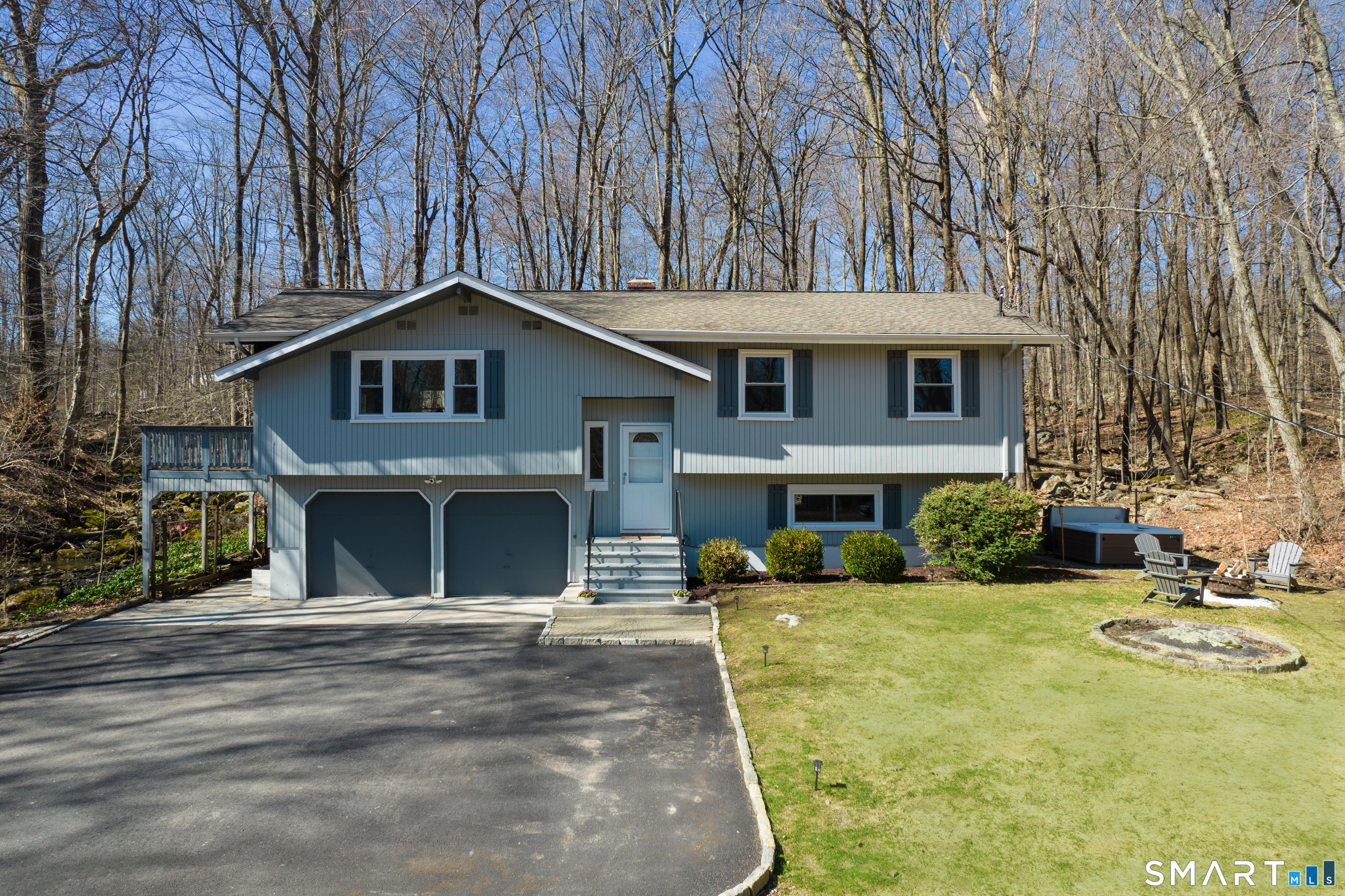 54 Rita Drive New Fairfield CT 06812