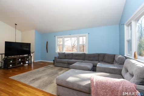 54 Rita Drive New Fairfield CT 06812