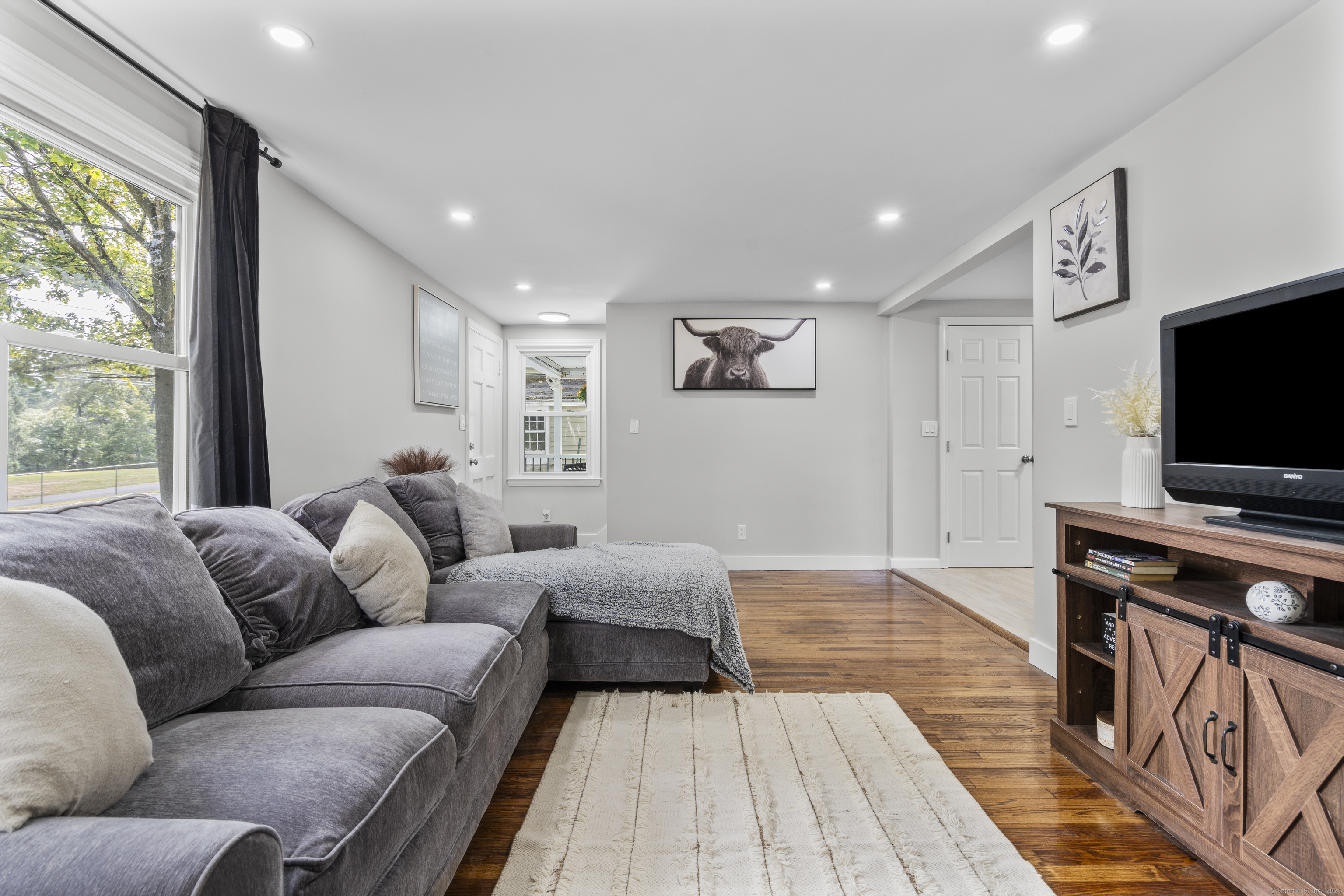 293 New Hanover Avenue Meriden CT 06451