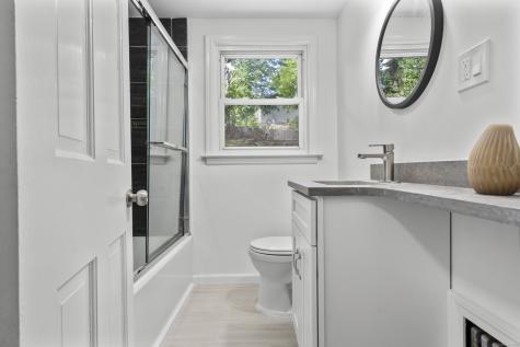 293 New Hanover Avenue Meriden CT 06451