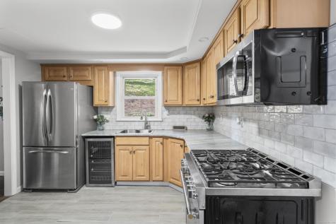 293 New Hanover Avenue Meriden CT 06451