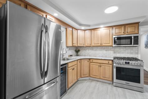 293 New Hanover Avenue Meriden CT 06451