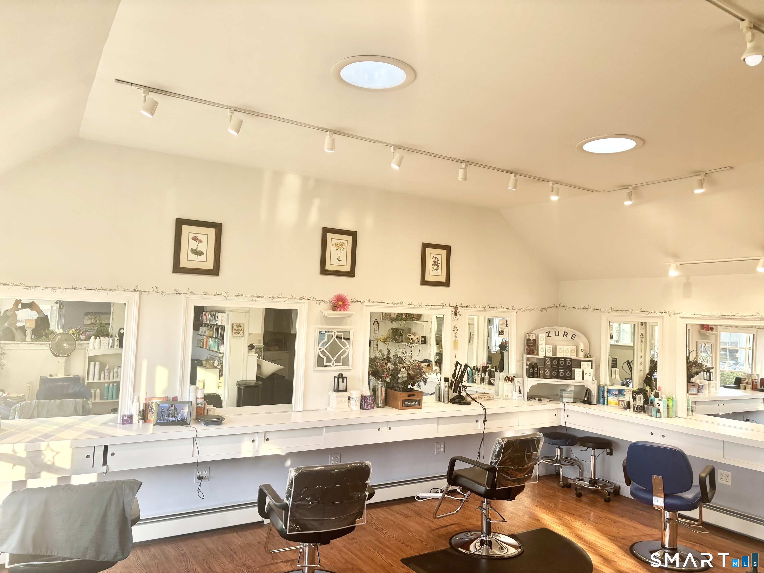 604 Middle East Turnpike Manchester CT 06040