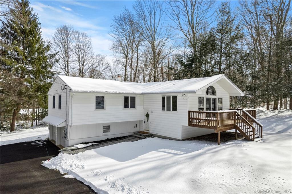 15 Overbrook Drive New Fairfield CT 06812