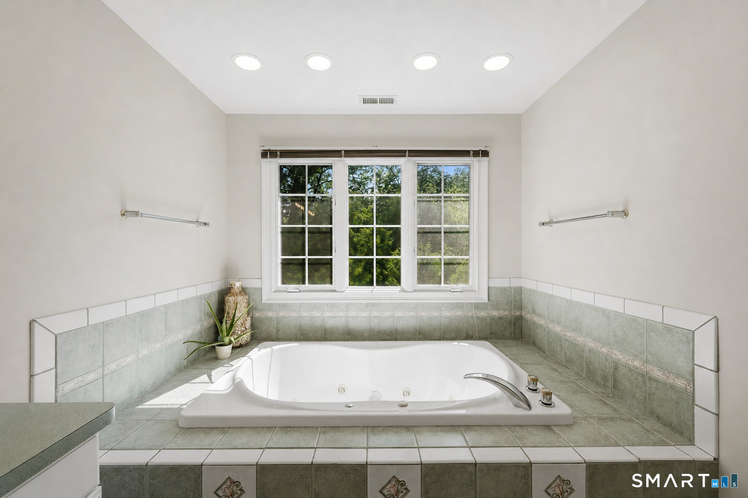 37 Jenny Lane Oxford CT 06478