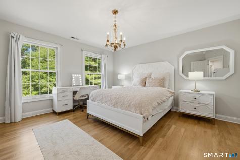 37 Jenny Lane Oxford CT 06478