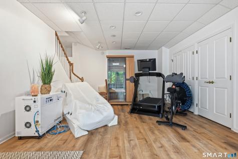 37 Jenny Lane Oxford CT 06478