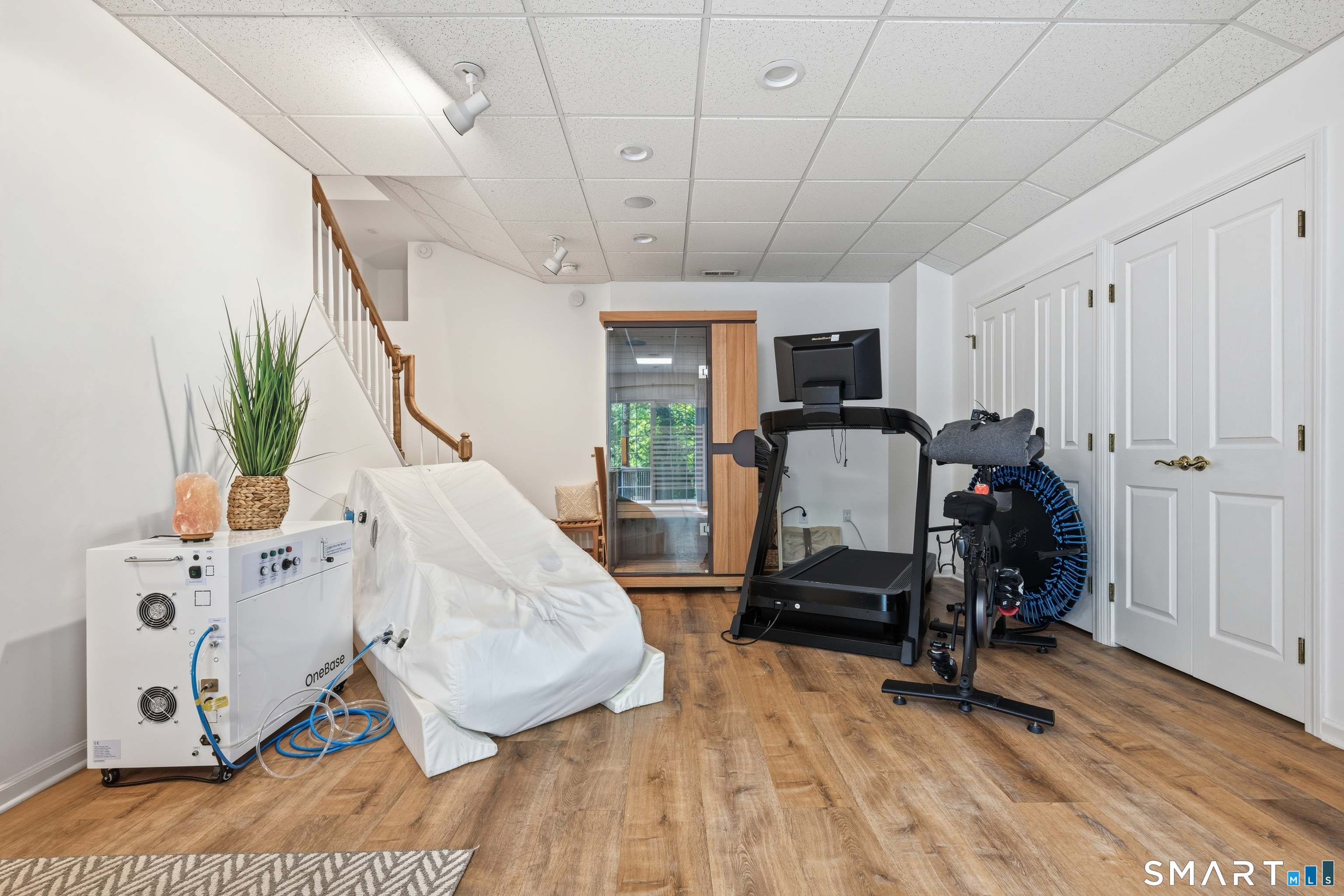 37 Jenny Lane Oxford CT 06478