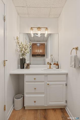 37 Jenny Lane Oxford CT 06478