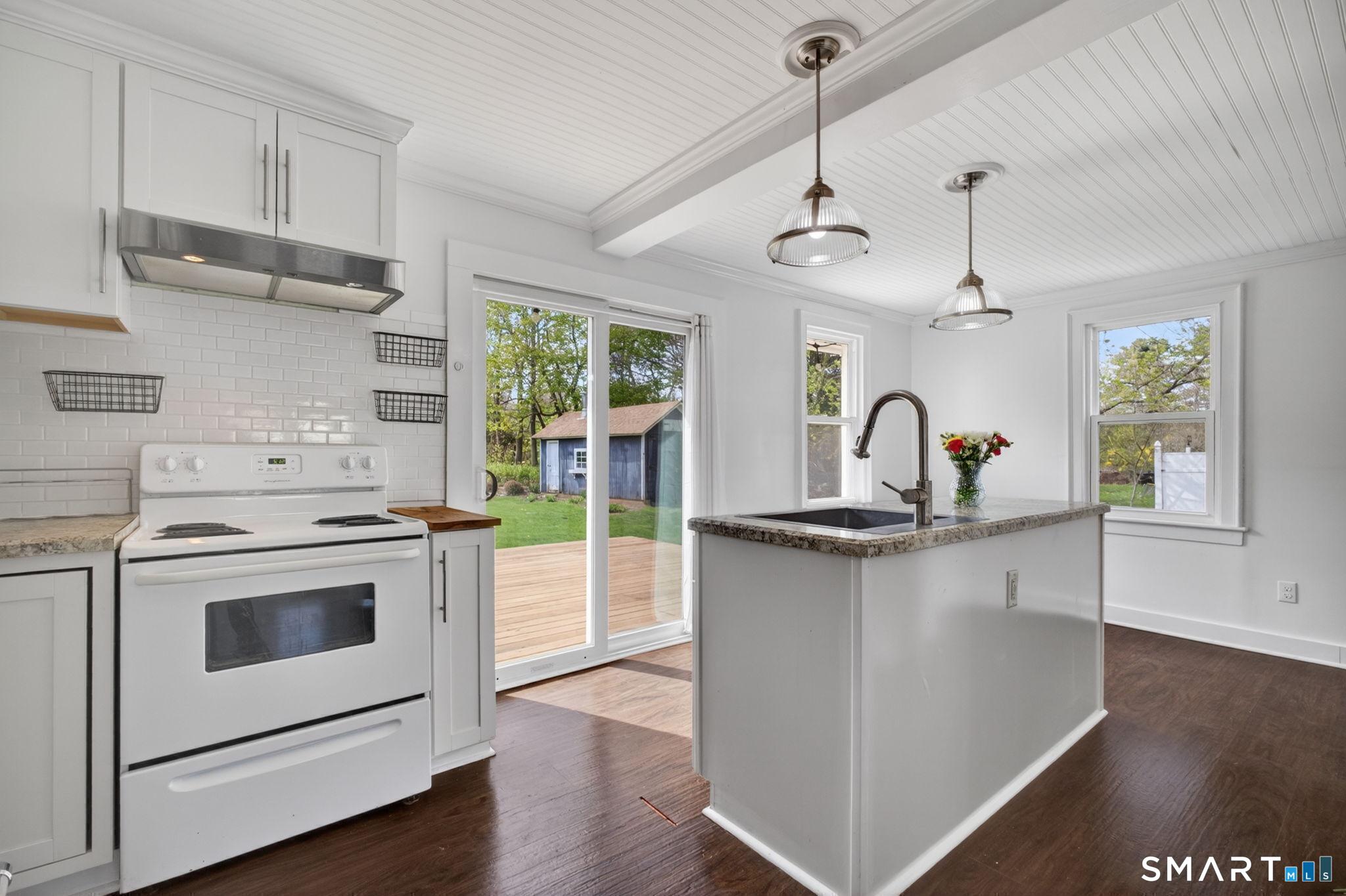 61 Ingham Hill Road Old Saybrook CT 06475
