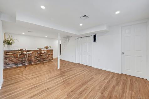 10 Parallel Street Norwalk CT 06850