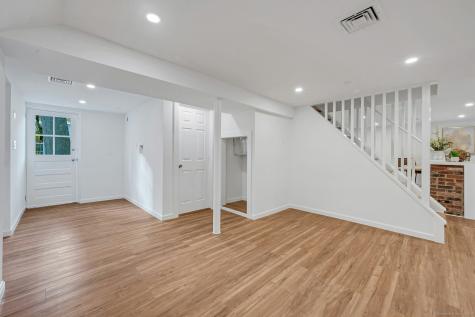 10 Parallel Street Norwalk CT 06850