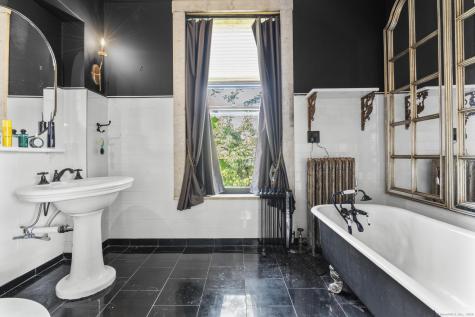 14 Wethersfield Avenue Hartford CT 06114