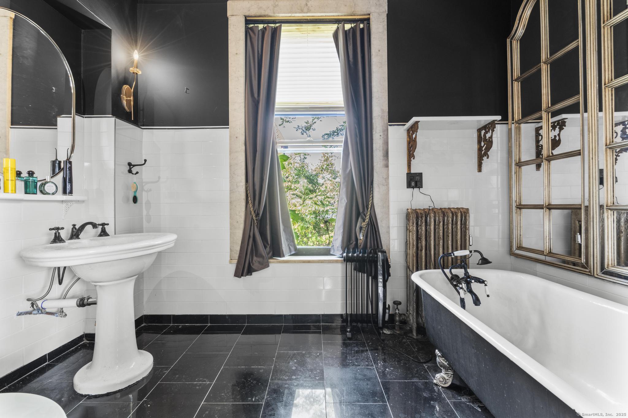 14 Wethersfield Avenue Hartford CT 06114