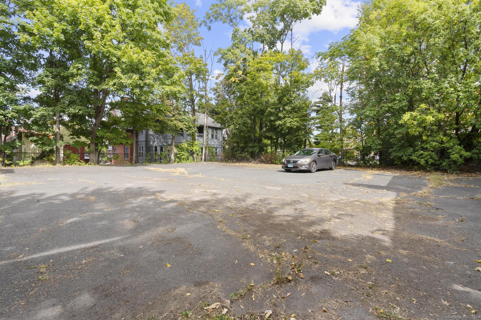 14 Wethersfield Avenue Hartford CT 06114