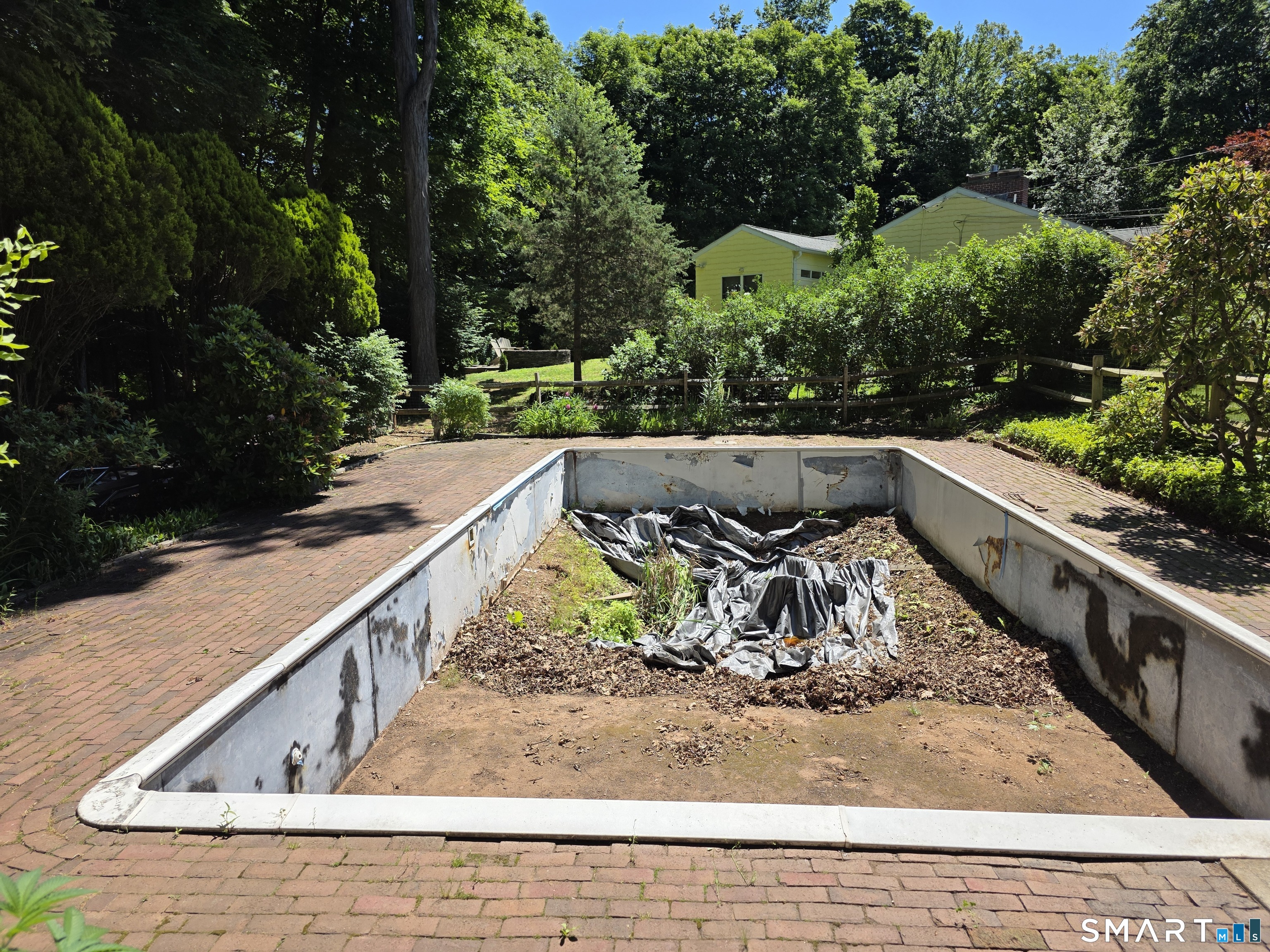54 Hemlock Ridge Cheshire CT 06410