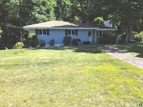 54 Hemlock Ridge Cheshire CT 06410