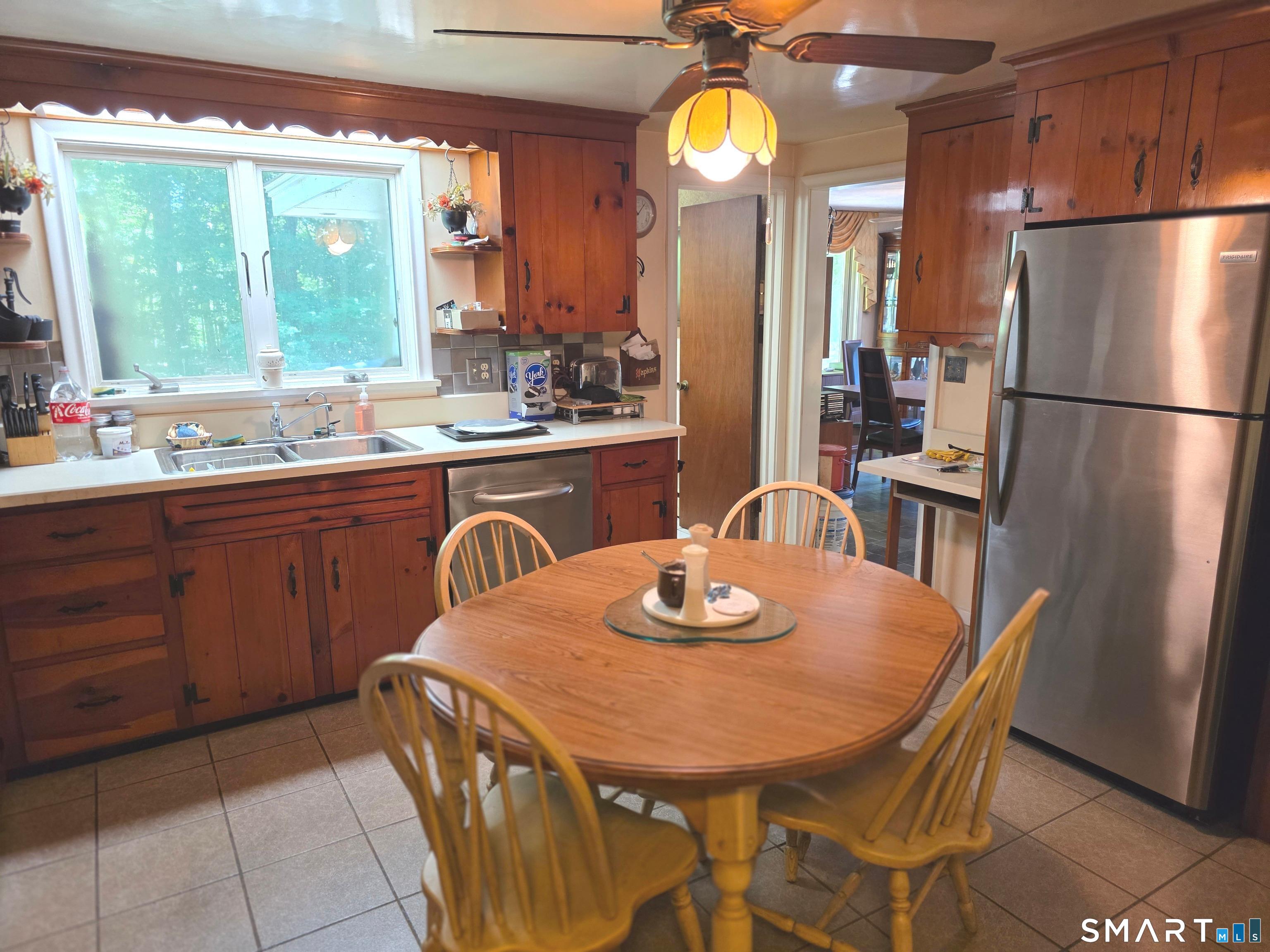 54 Hemlock Ridge Cheshire CT 06410