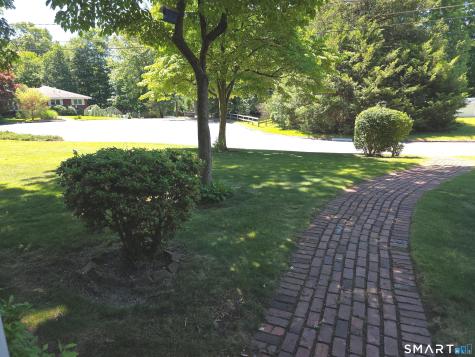 54 Hemlock Ridge Cheshire CT 06410