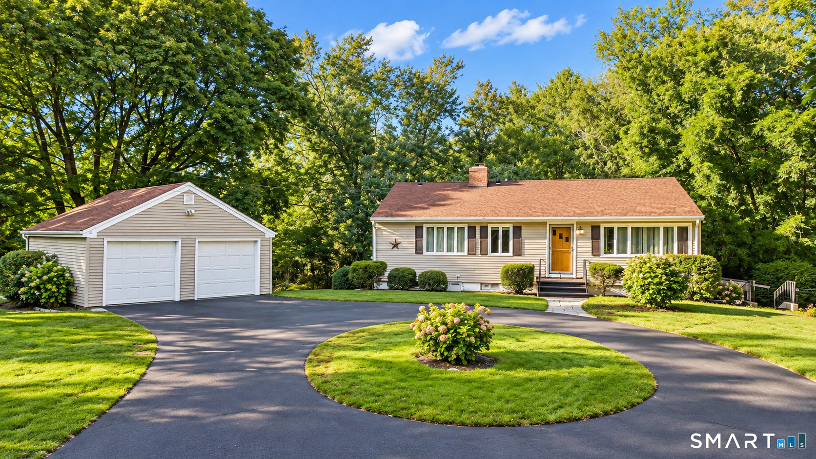 4438 Madison Avenue Trumbull CT 06611