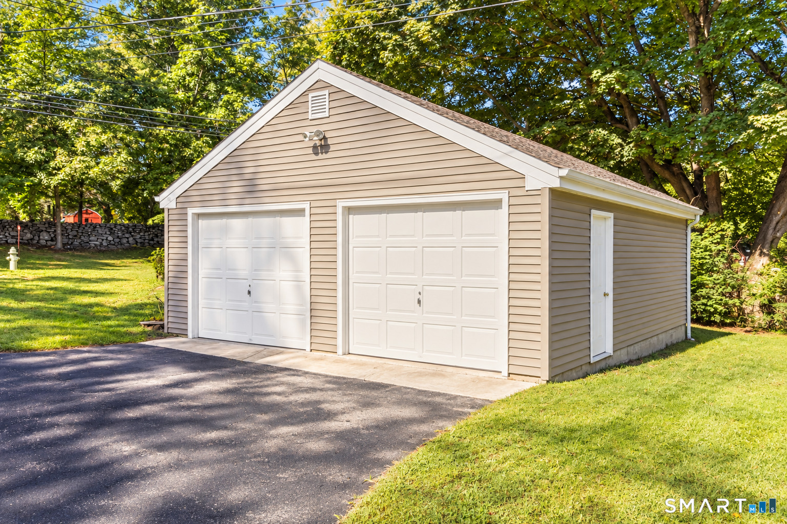 4438 Madison Avenue Trumbull CT 06611