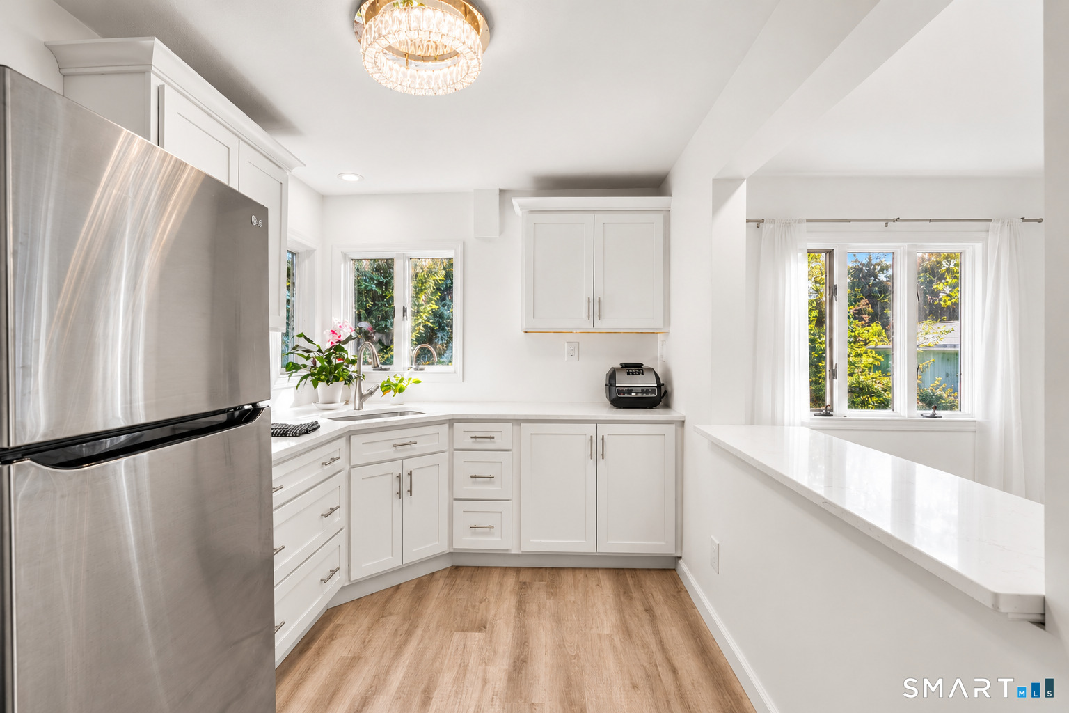 4438 Madison Avenue Trumbull CT 06611