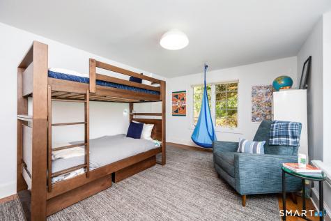 89 Raymond Street Darien CT 06820