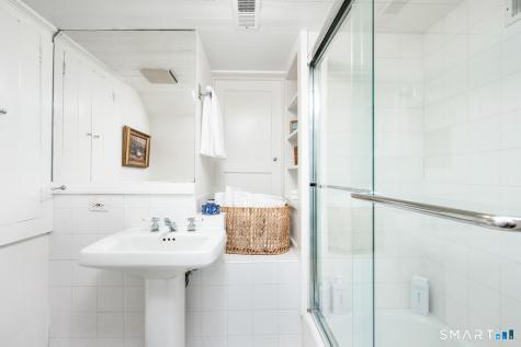 89 Raymond Street Darien CT 06820