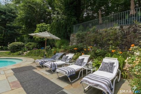 89 Raymond Street Darien CT 06820