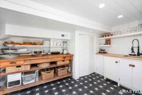 89 Raymond Street Darien CT 06820