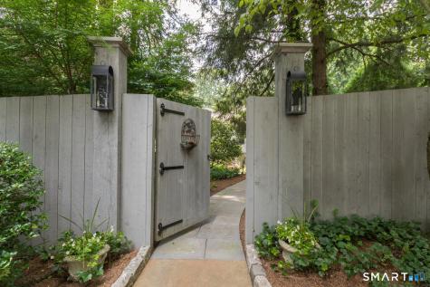 89 Raymond Street Darien CT 06820