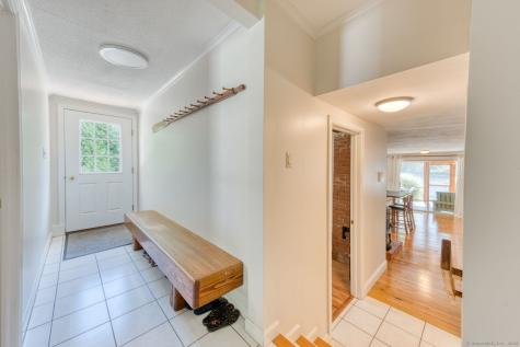 213 Lakeview Drive Colchester CT 06415