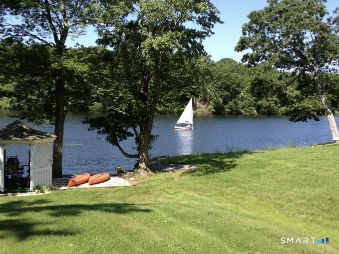 213 Lakeview Drive Colchester CT 06415