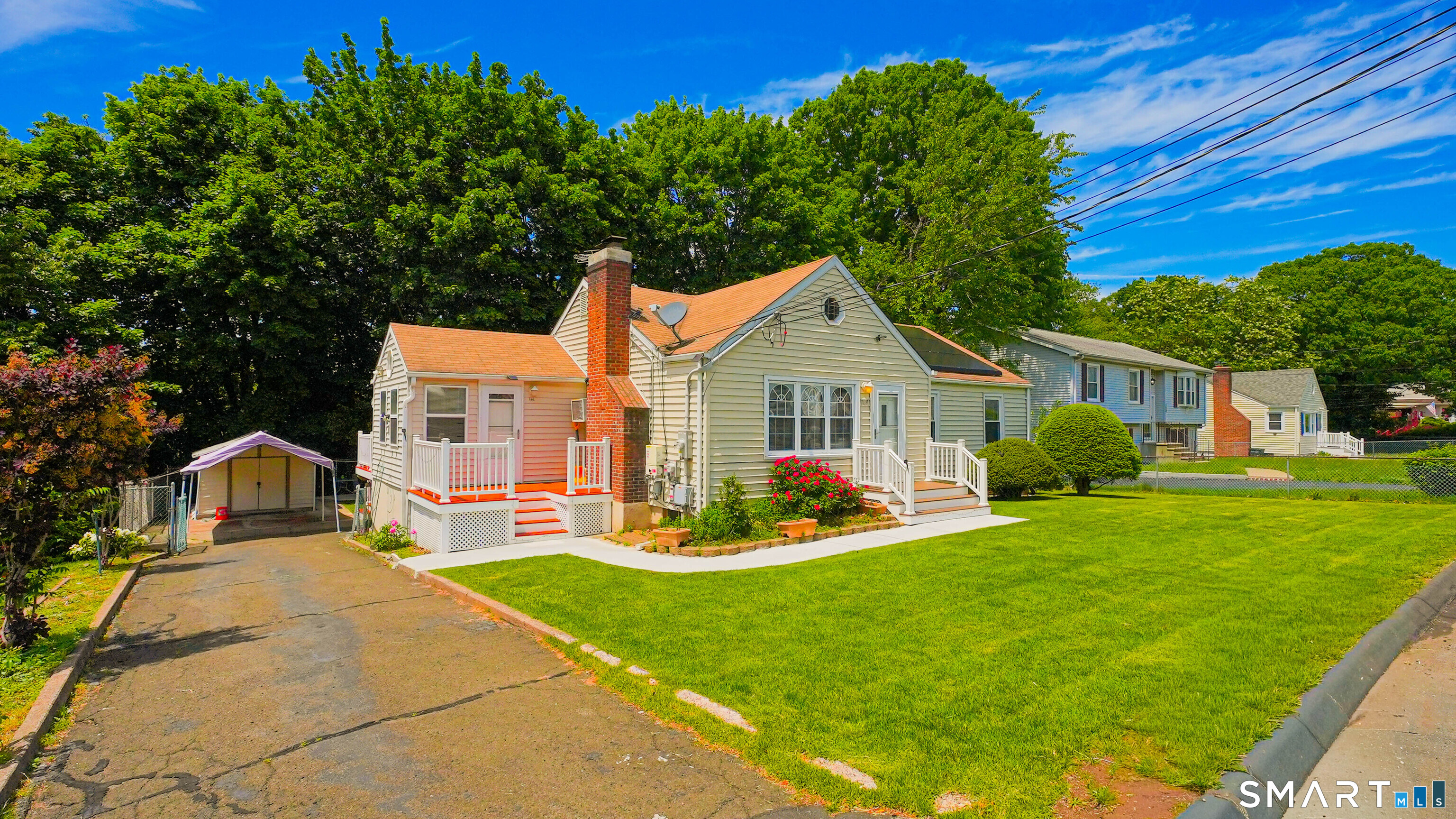 114 Highland Avenue East Haven CT 06513