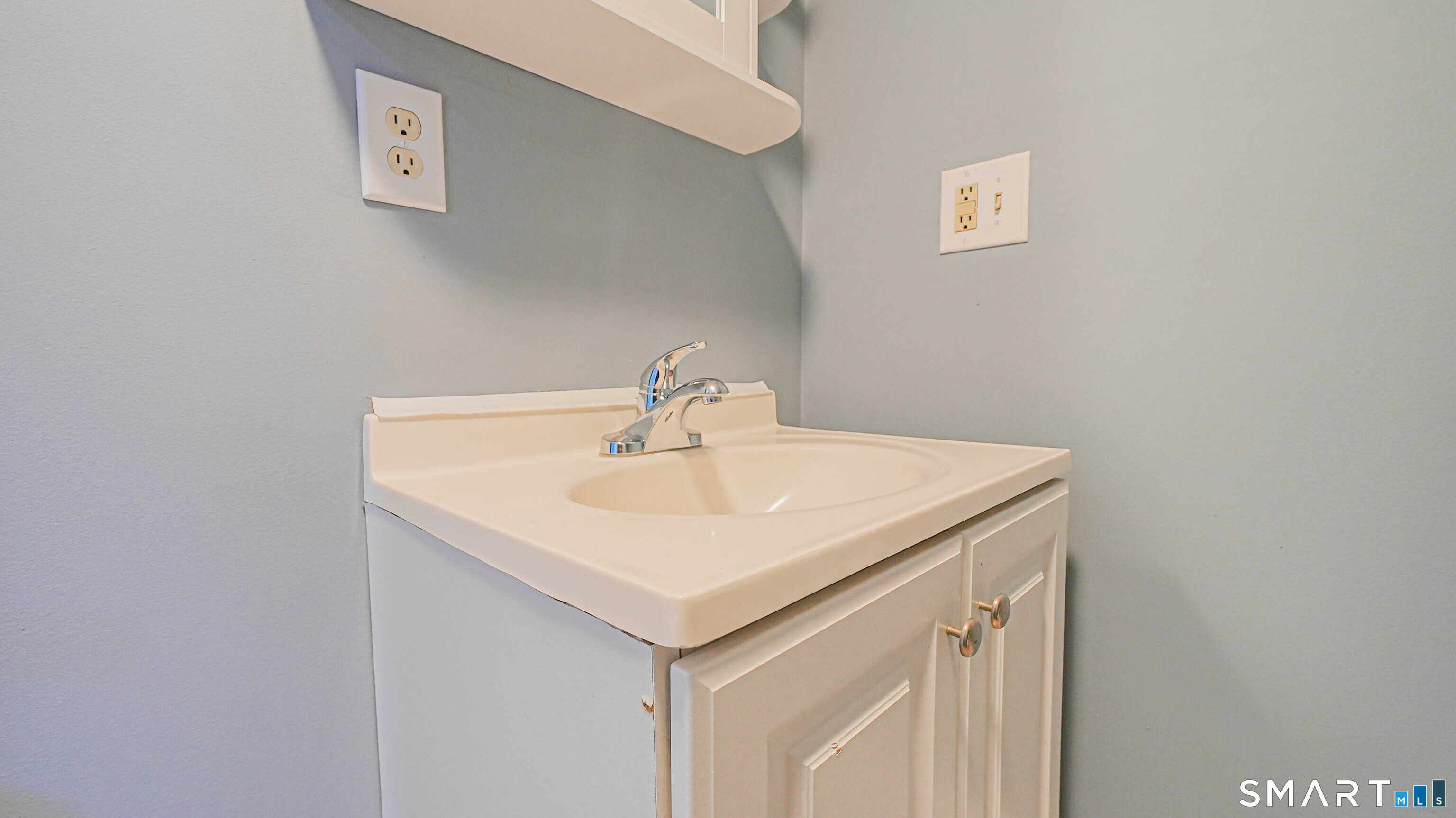 114 Highland Avenue East Haven CT 06513